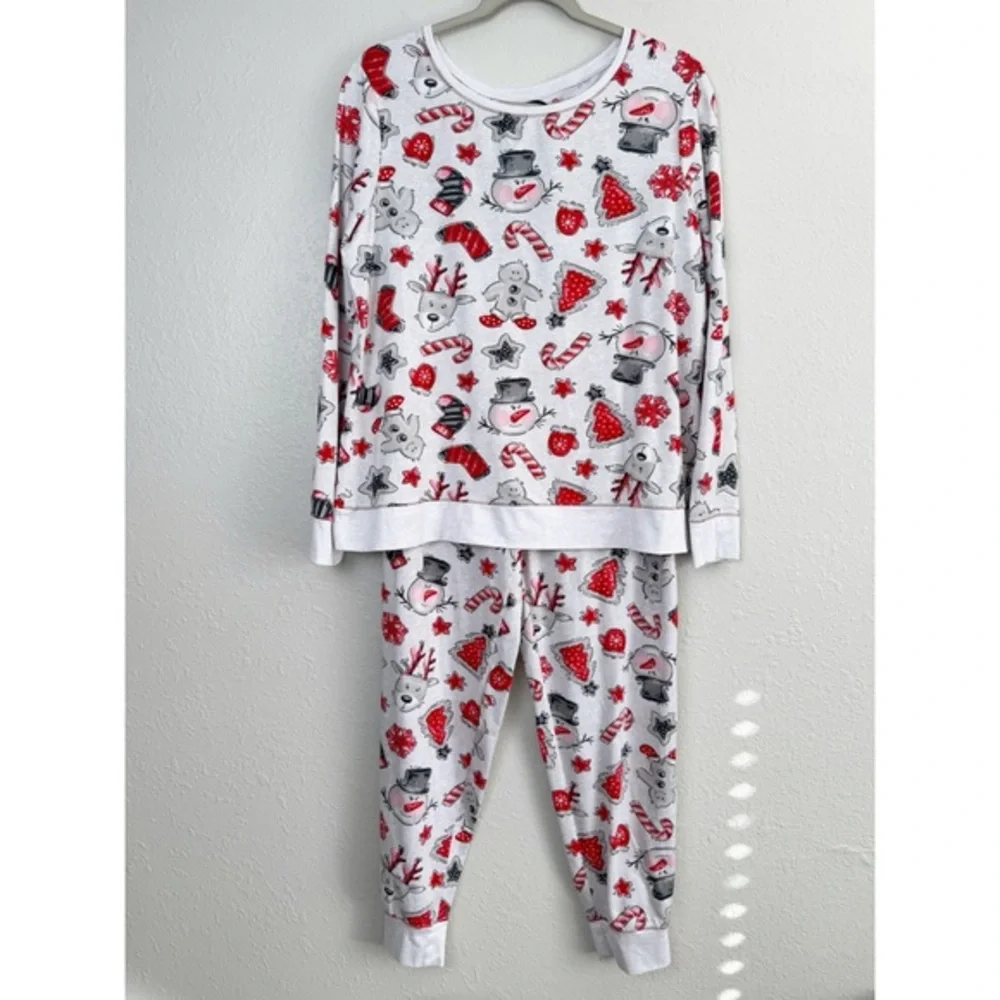 Secret‎ Treasures Christmas tree reindeer snowman pj set pajamas M